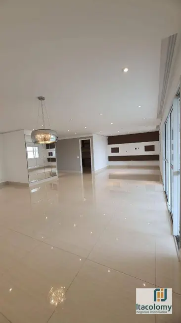Foto 1 de Apartamento com 3 quartos para alugar, 202m2 em Santana De Parnaiba - SP