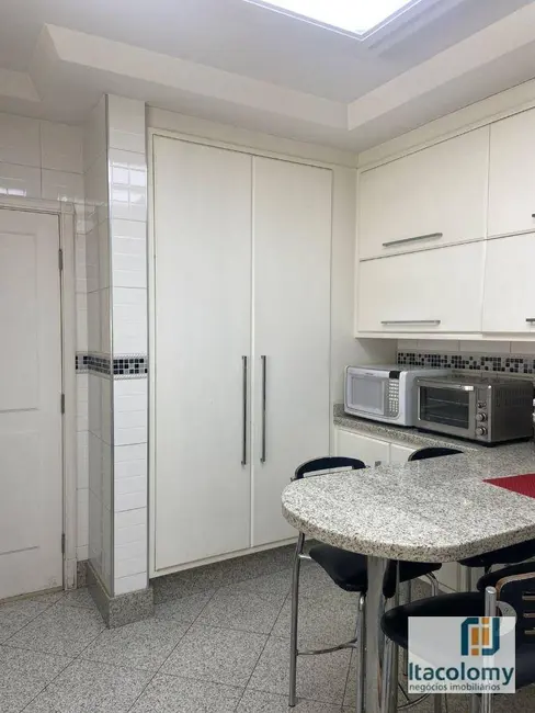 Foto 5 de Casa de Condomínio com 4 quartos à venda, 360m2 em Santana De Parnaiba - SP