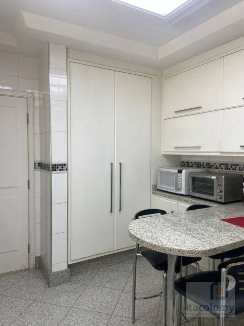 Foto 5 de Casa de Condomínio com 4 quartos à venda, 360m2 em Santana De Parnaiba - SP
