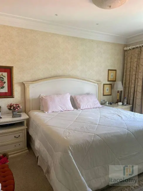 Foto 9 de Casa de Condomínio com 4 quartos à venda, 360m2 em Santana De Parnaiba - SP