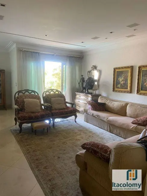 Foto 3 de Casa de Condomínio com 4 quartos à venda, 360m2 em Santana De Parnaiba - SP