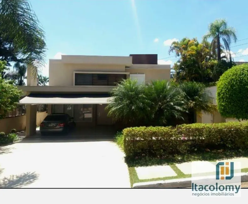 Casa de Condomínio com 5 quartos à venda e para alugar, 560m2 em Barueri - SP - imagem 1 Foto 1 de Casa de Condomínio com 5 quartos à venda e para alugar, 560m2 em Barueri - SP