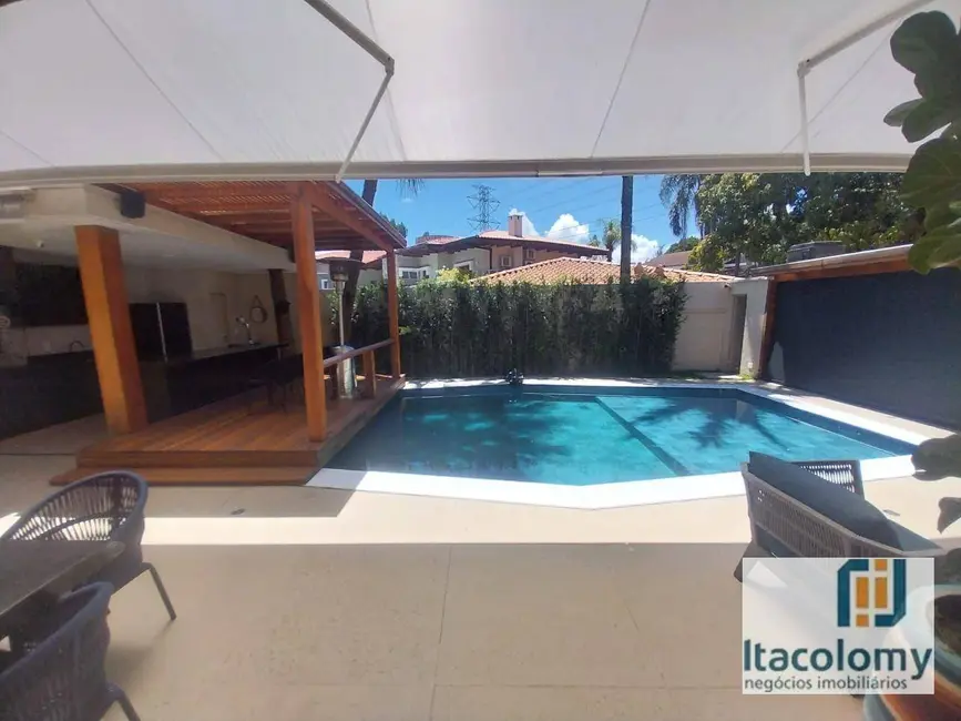 Casa de Condomínio com 5 quartos à venda e para alugar, 560m2 em Barueri - SP - imagem 2 Foto 2 de Casa de Condomínio com 5 quartos à venda e para alugar, 560m2 em Barueri - SP