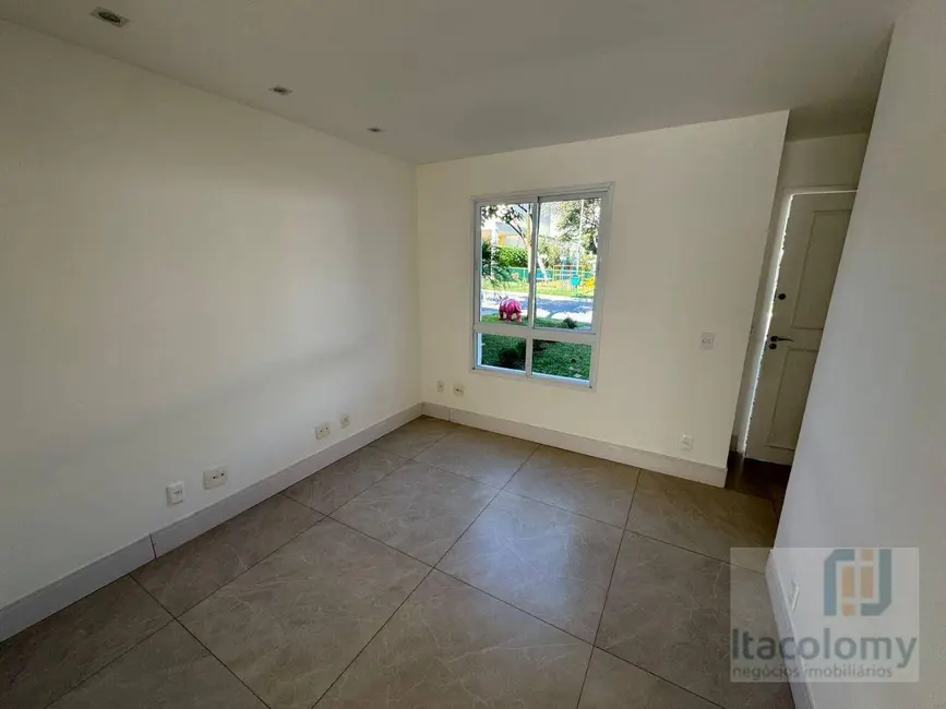 Casa de Condomínio com 4 quartos à venda e para alugar, 170m2 em Tamboré, Santana De Parnaiba - SP - imagem 2 Foto 2 de Casa de Condomínio com 4 quartos à venda e para alugar, 170m2 em Tamboré, Santana De Parnaiba - SP