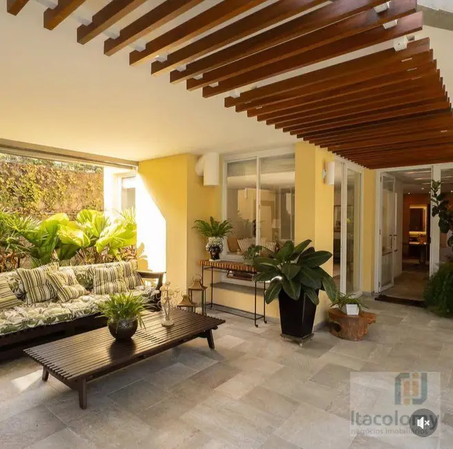 Foto 8 de Casa de Condomínio com 4 quartos à venda, 1200m2 em Santana De Parnaiba - SP