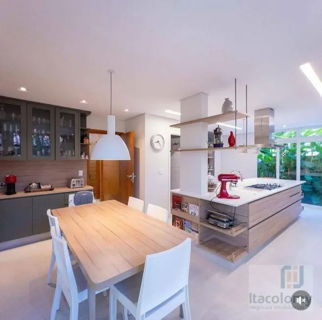 Foto 7 de Casa de Condomínio com 4 quartos à venda, 1200m2 em Santana De Parnaiba - SP