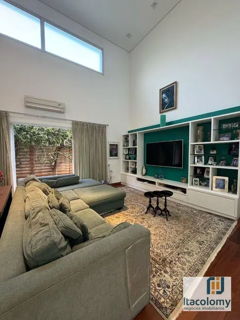 Casa de Condomínio com 3 quartos à venda, 980m2 em Santana De Parnaiba - SP - imagem 3 Foto 3 de Casa de Condomínio com 3 quartos à venda, 980m2 em Santana De Parnaiba - SP