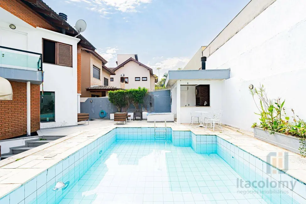 Foto 3 de Casa de Condomínio com 4 quartos à venda e para alugar, 360m2 em Santana De Parnaiba - SP