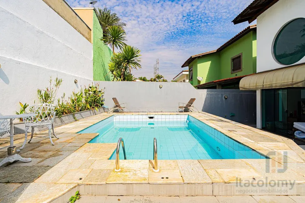 Foto 2 de Casa de Condomínio com 4 quartos à venda e para alugar, 360m2 em Santana De Parnaiba - SP