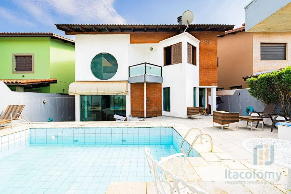 Foto 5 de Casa de Condomínio com 4 quartos à venda e para alugar, 360m2 em Santana De Parnaiba - SP