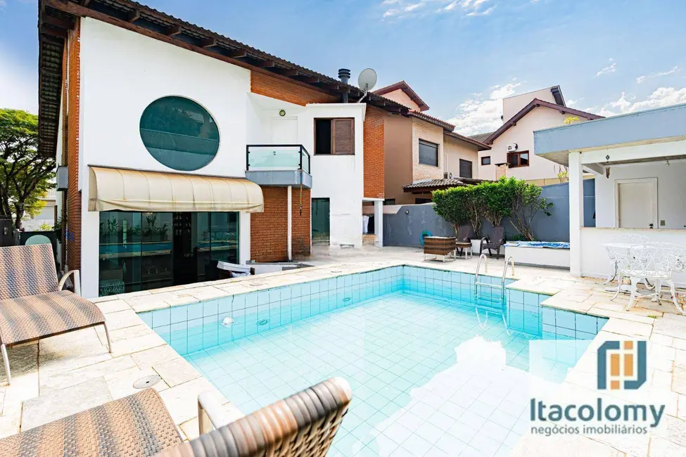 Foto 1 de Casa de Condomínio com 4 quartos à venda e para alugar, 360m2 em Santana De Parnaiba - SP