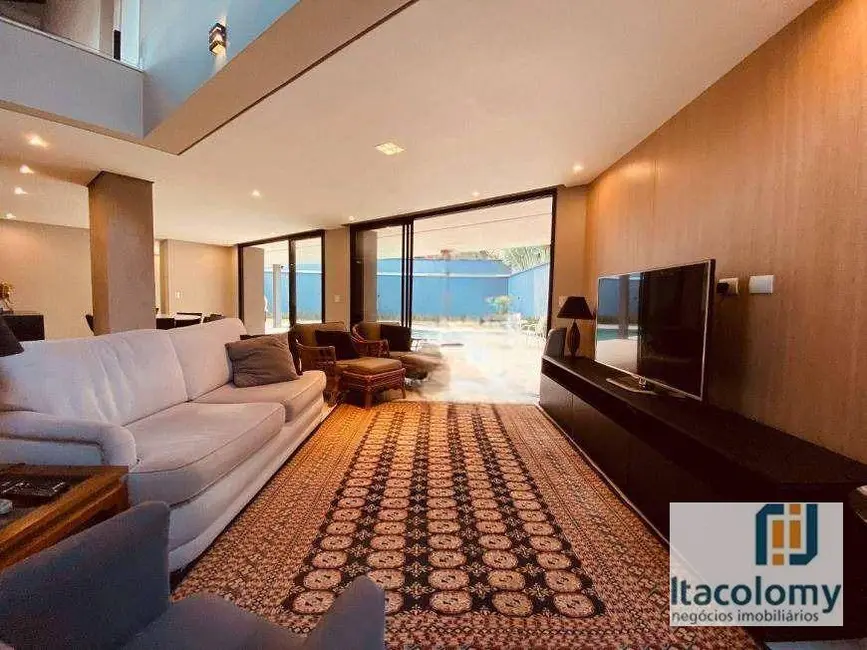 Foto 6 de Casa de Condomínio com 3 quartos à venda, 560m2 em Santana De Parnaiba - SP