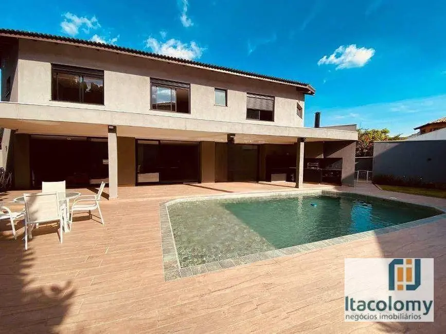 Foto 2 de Casa de Condomínio com 3 quartos à venda, 560m2 em Santana De Parnaiba - SP