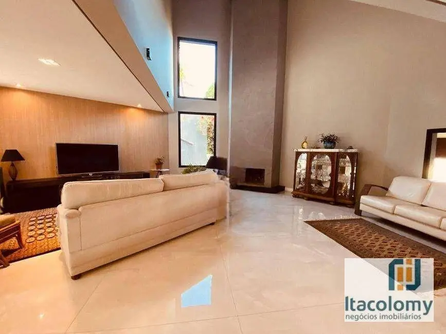 Foto 7 de Casa de Condomínio com 3 quartos à venda, 560m2 em Santana De Parnaiba - SP