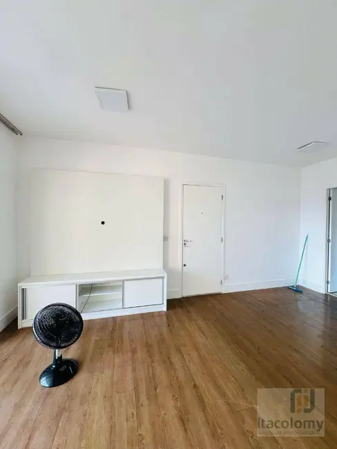 Foto 5 de Apartamento com 3 quartos à venda, 107m2 em Alphaville Conde II, Barueri - SP