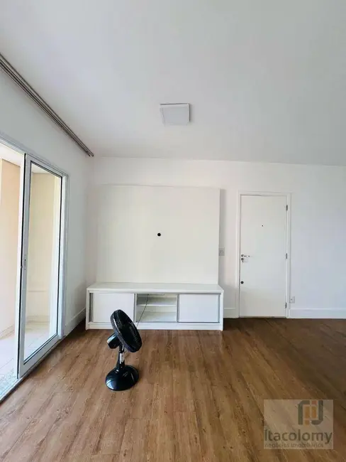 Foto 3 de Apartamento com 3 quartos à venda, 107m2 em Alphaville Conde II, Barueri - SP