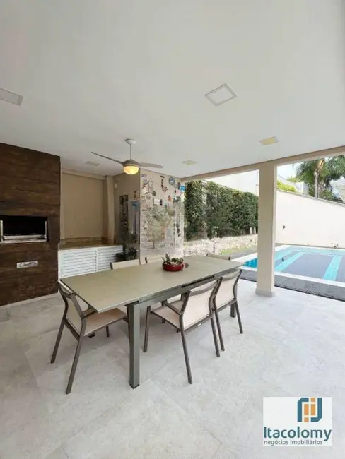 Foto 6 de Casa de Condomínio com 4 quartos à venda, 560m2 em Santana De Parnaiba - SP