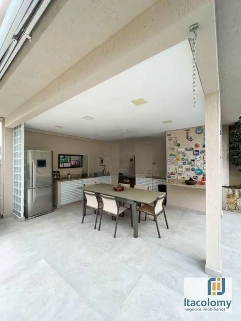 Foto 5 de Casa de Condomínio com 4 quartos à venda, 560m2 em Santana De Parnaiba - SP