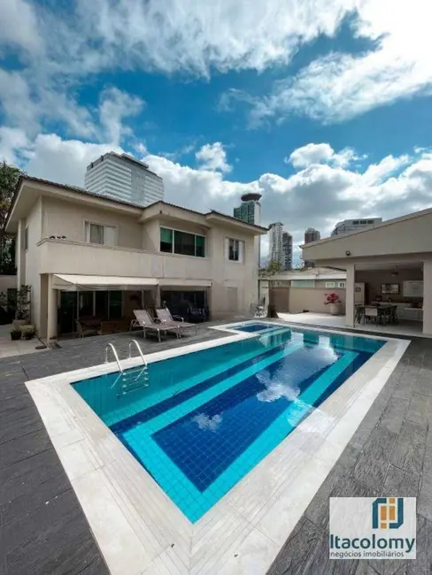 Foto 2 de Casa de Condomínio com 4 quartos à venda, 560m2 em Santana De Parnaiba - SP