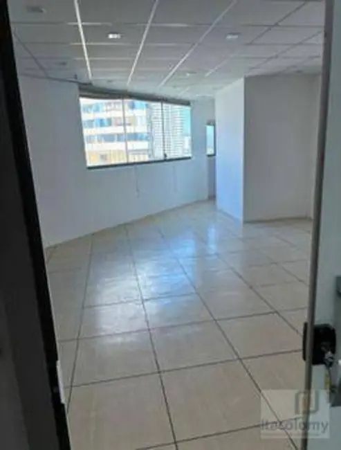 Foto 2 de Sala Comercial para alugar, 59m2 em Empresarial 18 do Forte, Barueri - SP