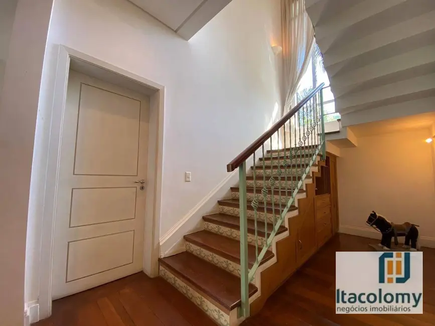 Casa de Condomínio com 3 quartos para alugar, 1300m2 em Santana De Parnaiba - SP - imagem 7 Foto 7 de Casa de Condomínio com 3 quartos para alugar, 1300m2 em Santana De Parnaiba - SP