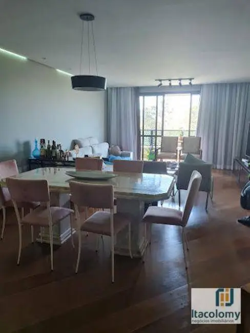 Foto 8 de Apartamento com 3 quartos à venda, 237m2 em Alphaville Empresarial, Barueri - SP