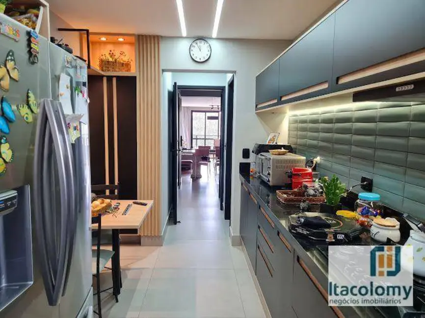 Foto 2 de Apartamento com 3 quartos à venda, 237m2 em Alphaville Empresarial, Barueri - SP