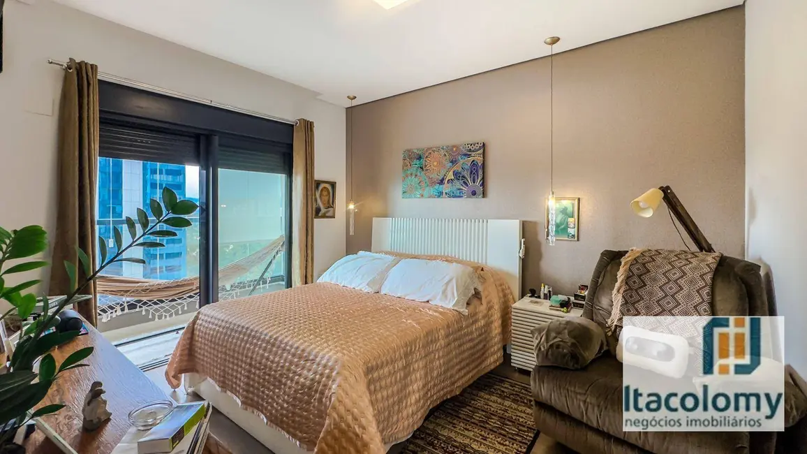 Foto 6 de Apartamento com 3 quartos à venda, 282m2 em Alphaville Industrial, Barueri - SP