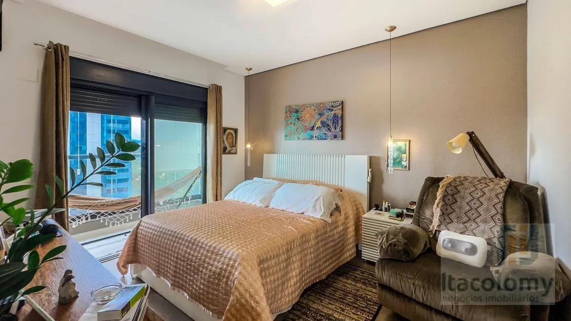 Foto 6 de Apartamento com 3 quartos à venda, 282m2 em Alphaville Industrial, Barueri - SP