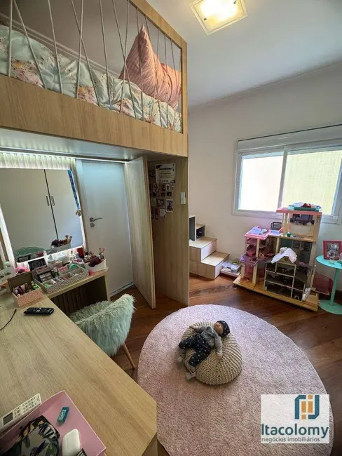 Casa de Condomínio com 3 quartos à venda, 235m2 em Santana De Parnaiba - SP - imagem 9 Foto 9 de Casa de Condomínio com 3 quartos à venda, 235m2 em Santana De Parnaiba - SP