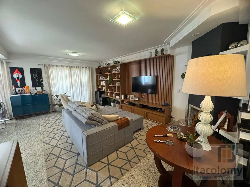 Foto 2 de Casa de Condomínio com 3 quartos à venda, 235m2 em Santana De Parnaiba - SP