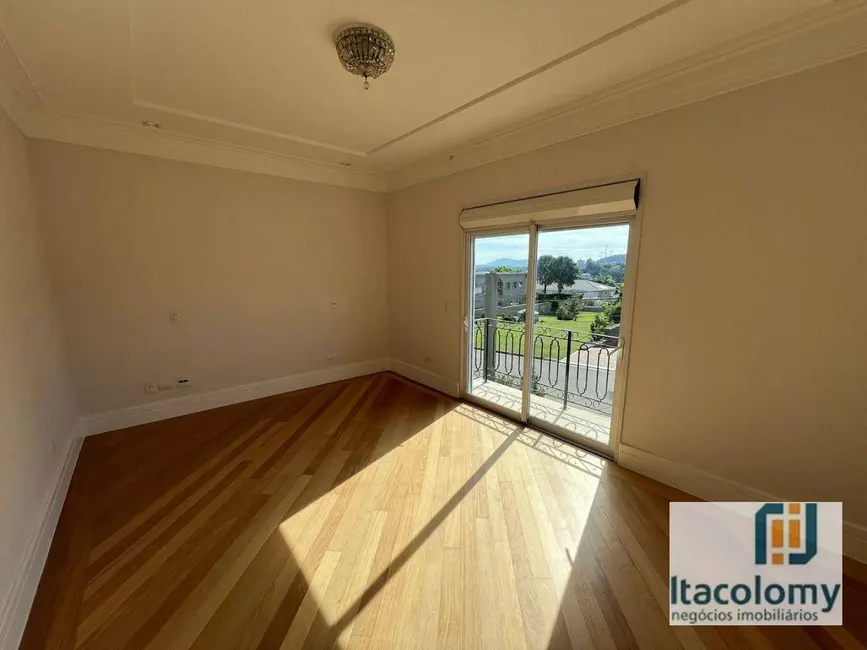 Casa de Condomínio com 7 quartos à venda, 1040m2 em Tamboré, Santana De Parnaiba - SP - imagem 9 Foto 9 de Casa de Condomínio com 7 quartos à venda, 1040m2 em Tamboré, Santana De Parnaiba - SP