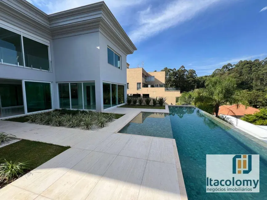 Casa de Condomínio com 7 quartos à venda, 1040m2 em Tamboré, Santana De Parnaiba - SP - imagem 2 Foto 2 de Casa de Condomínio com 7 quartos à venda, 1040m2 em Tamboré, Santana De Parnaiba - SP