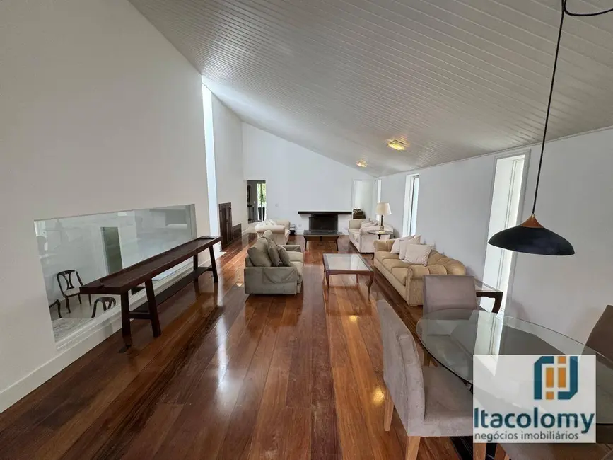 Foto 4 de Casa de Condomínio com 4 quartos para alugar, 720m2 em Barueri - SP