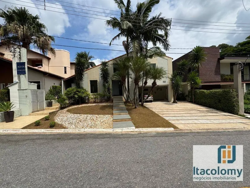 Foto 1 de Casa de Condomínio com 4 quartos para alugar, 720m2 em Barueri - SP