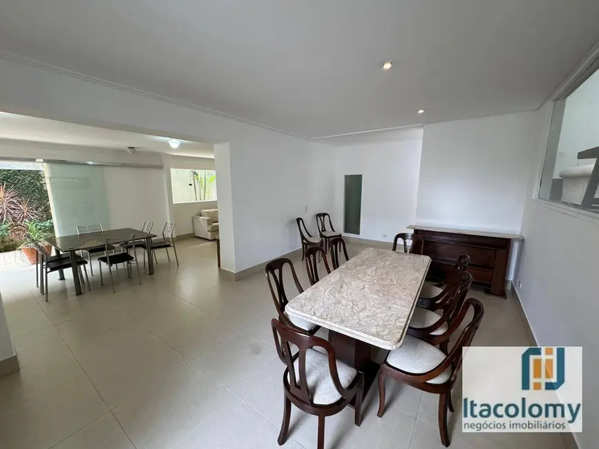 Foto 9 de Casa de Condomínio com 4 quartos para alugar, 720m2 em Barueri - SP