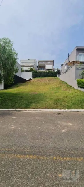 Foto 2 de Terreno / Lote à venda, 373m2 em Santana De Parnaiba - SP