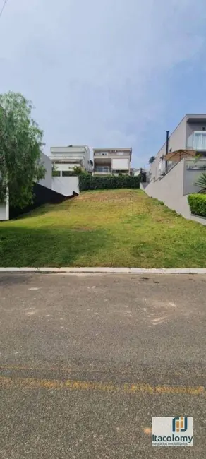 Foto 2 de Terreno / Lote à venda, 373m2 em Santana De Parnaiba - SP