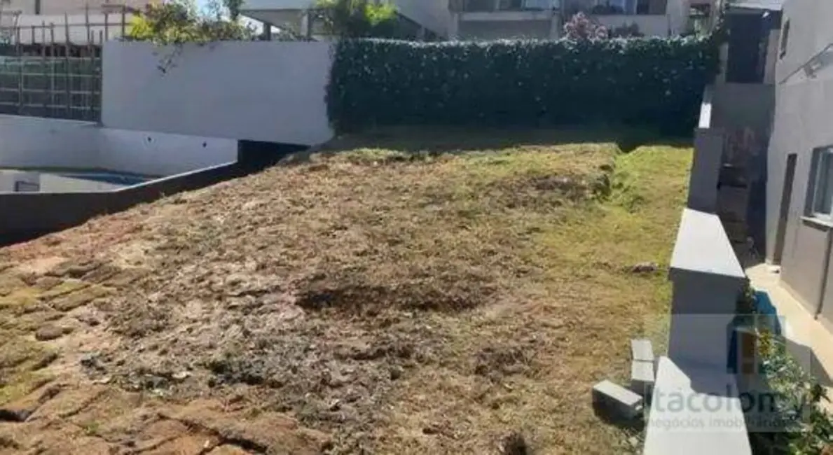 Foto 5 de Terreno / Lote à venda, 373m2 em Santana De Parnaiba - SP