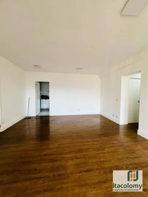 Foto 7 de Apartamento com 3 quartos à venda, 107m2 em Alphaville Conde II, Barueri - SP