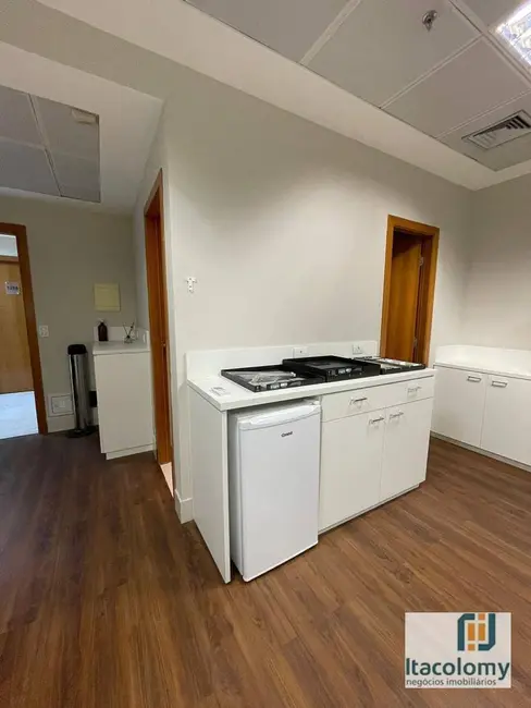 Foto 2 de Sala Comercial à venda, 37m2 em Barueri - SP