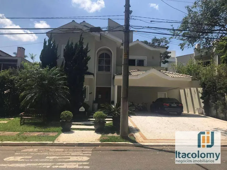 Foto 1 de Casa de Condomínio com 4 quartos para alugar, 582m2 em Barueri - SP