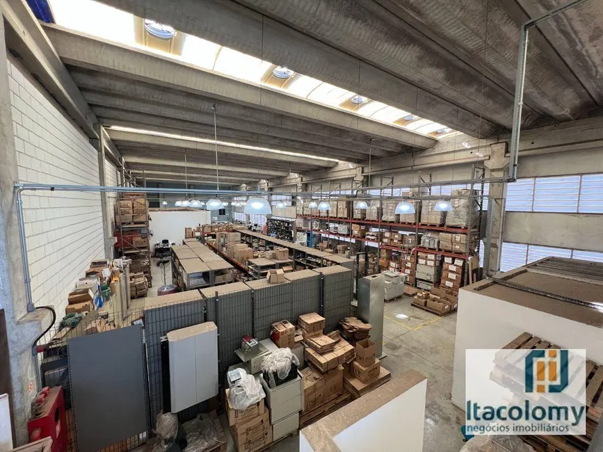Foto 8 de Armazém / Galpão à venda, 1050m2 em Tamboré, Santana De Parnaiba - SP