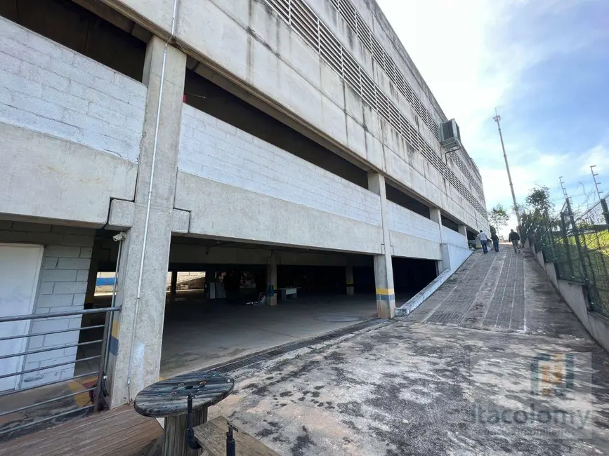 Foto 6 de Armazém / Galpão à venda, 1050m2 em Tamboré, Santana De Parnaiba - SP