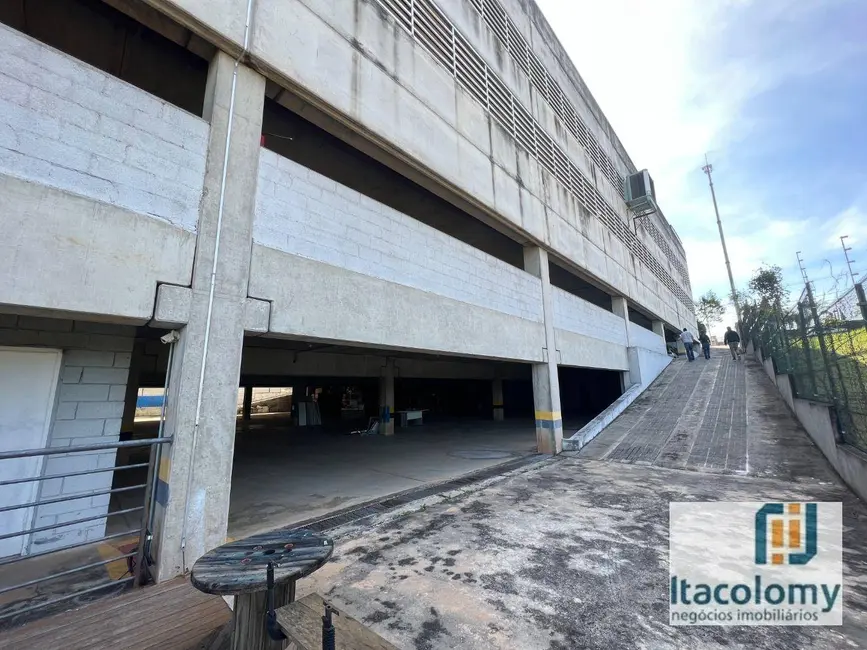 Foto 6 de Armazém / Galpão à venda, 1050m2 em Tamboré, Santana De Parnaiba - SP