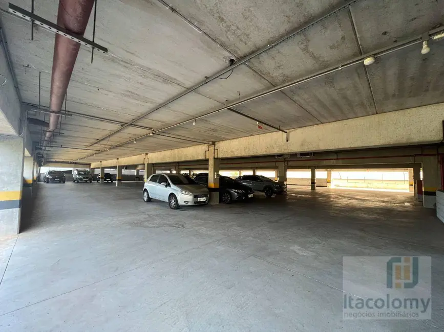 Foto 4 de Armazém / Galpão à venda, 1050m2 em Tamboré, Santana De Parnaiba - SP