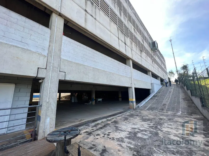 Foto 6 de Armazém / Galpão à venda, 1050m2 em Tamboré, Santana De Parnaiba - SP