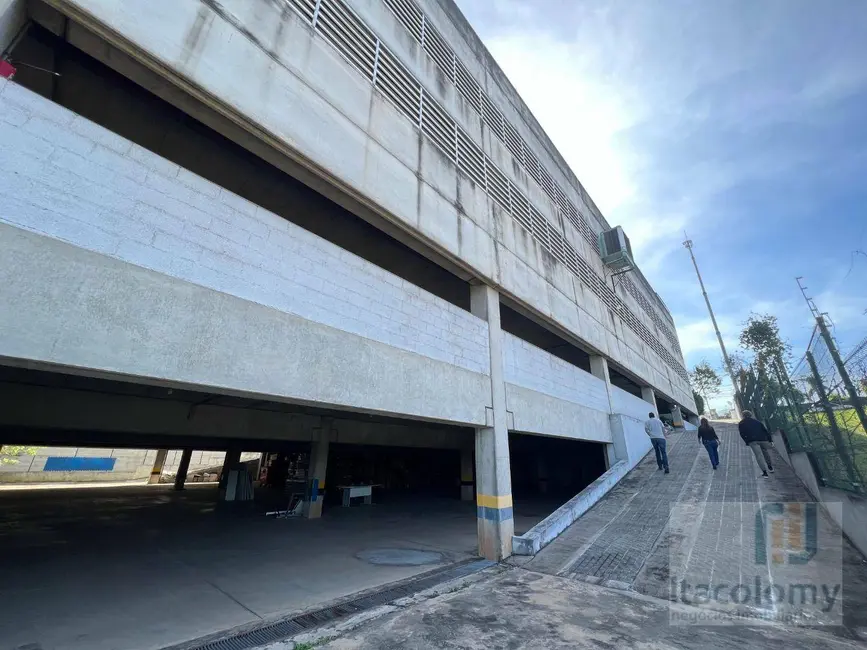 Foto 5 de Armazém / Galpão à venda, 1050m2 em Tamboré, Santana De Parnaiba - SP