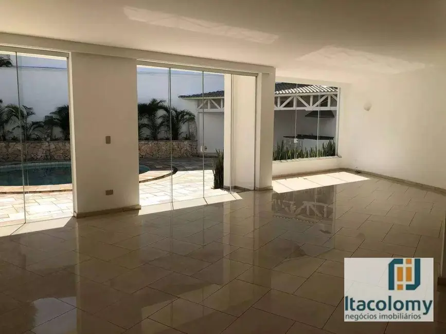 Foto 3 de Casa de Condomínio com 3 quartos à venda, 588m2 em Barueri - SP