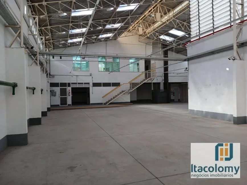 Foto 2 de Armazém / Galpão à venda, 1610m2 em Jardim Califórnia, Barueri - SP
